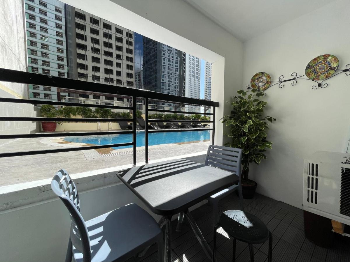 Poolside Family Greenbelt Makati * Makati City